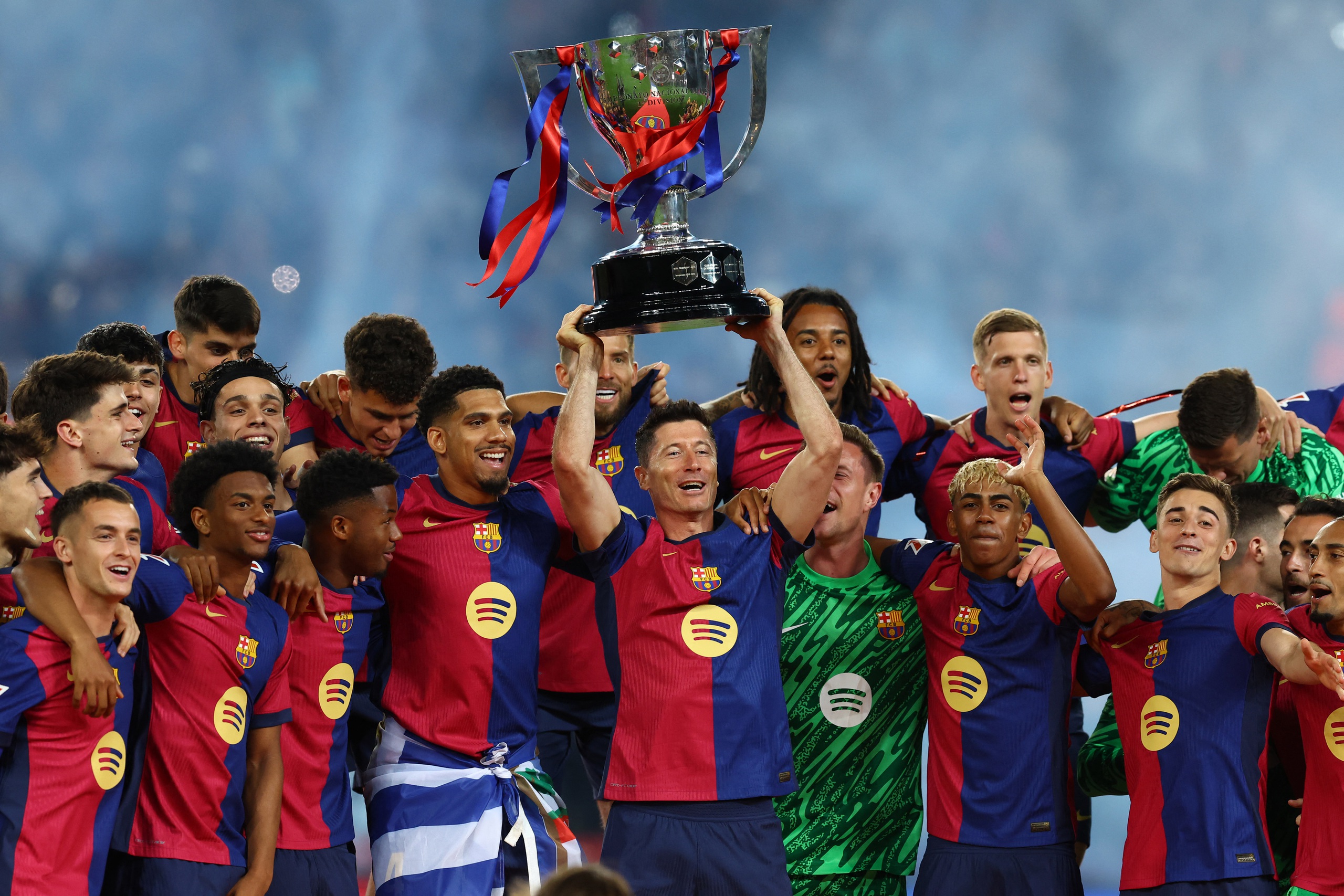 Cover Image for ¡Barcelona anuncia oficialmente su calendario para defender el título!